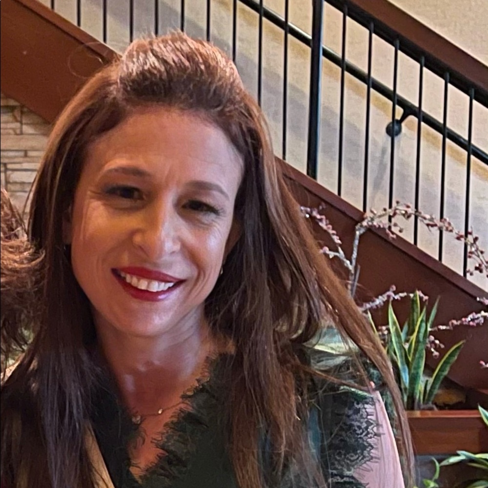 Meet your Posher, Michele